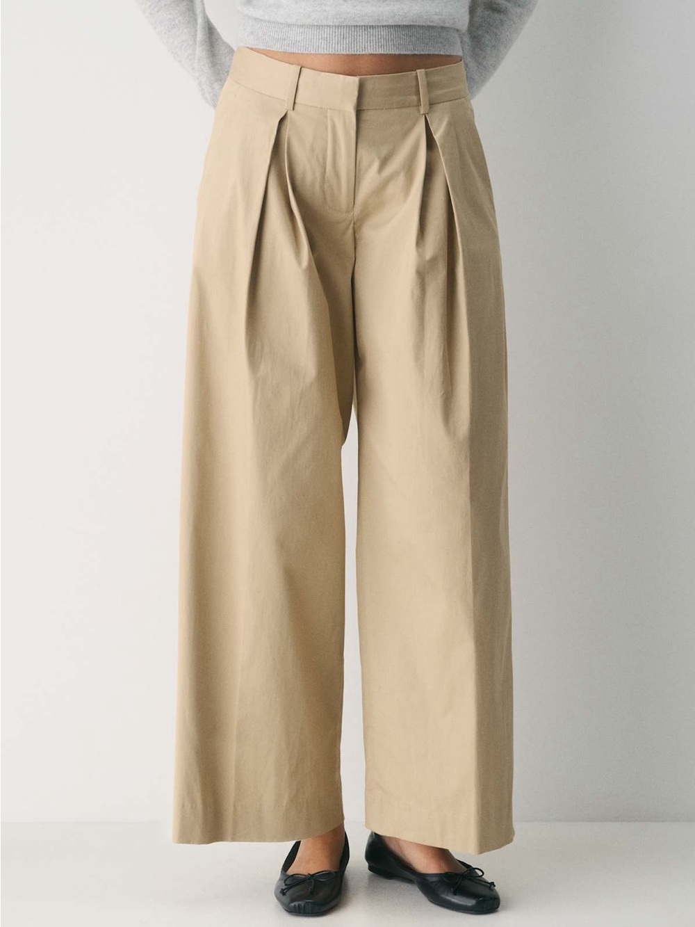 nwot Aritzia Middlebury Chino Pant  Hourglass Tan 6